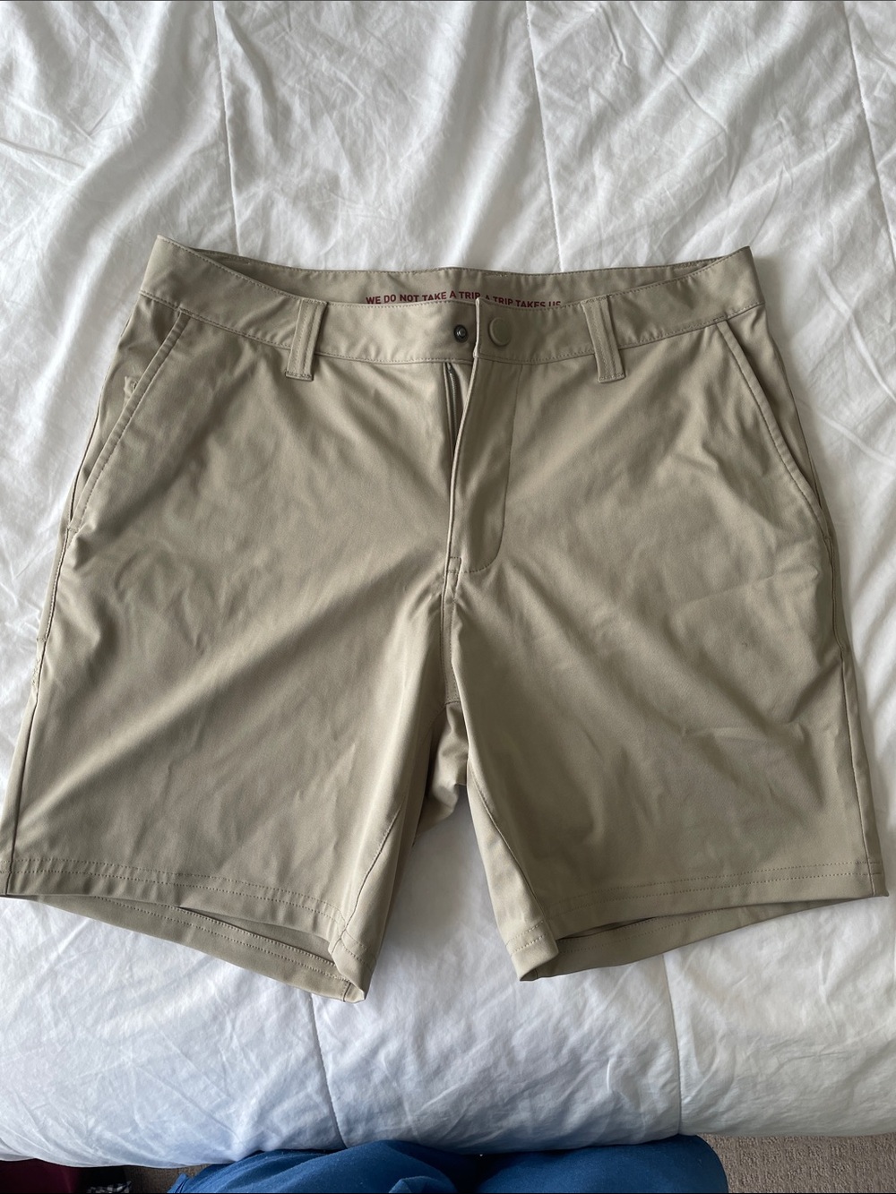 RHONE Men's Commuter Shorts in Khaki